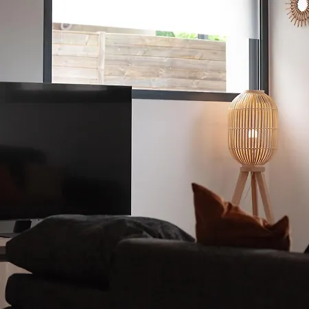Holiday home Maison St Brice Terrasse Lits En 160 Confortable *