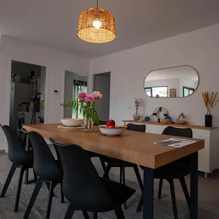 Maison St Brice Terrasse Lits En 160 Confortable Holiday home *