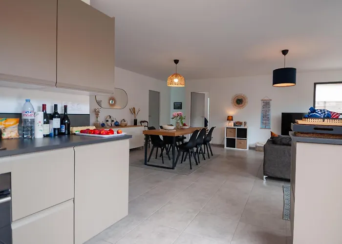 Maison St Brice, Proche Et Commerces Casa vacanze *